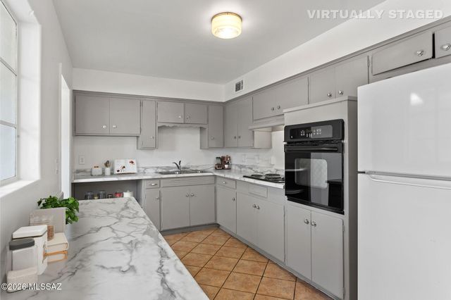 3857 E Edison Place, Tucson, AZ 85716