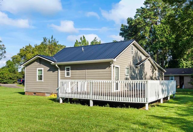 1210 John St., Mullins, SC 29574