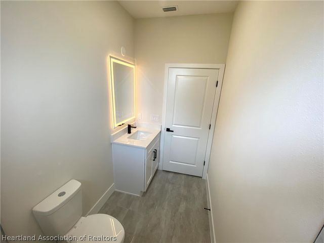 703 Aston-Martin Drive, Sebring, FL 33872