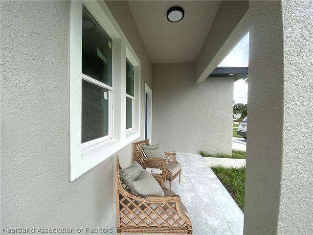 703 Aston-Martin Drive, Sebring, FL 33872