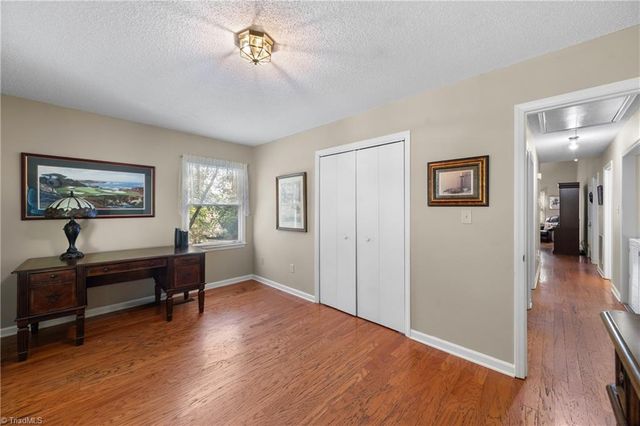 5737 Polaris Court, Pfafftown, NC 27040