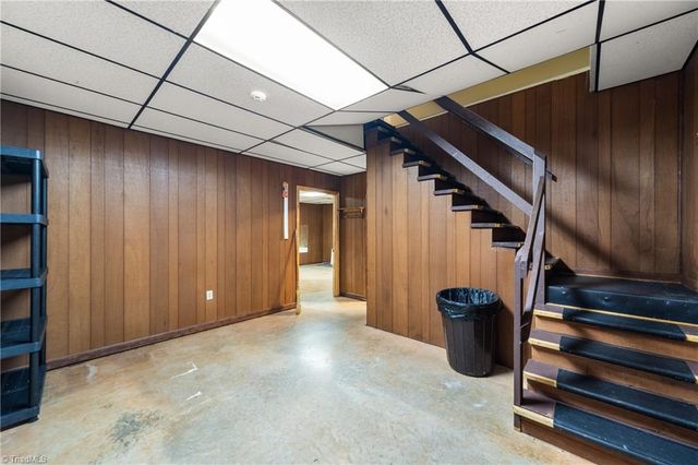 5737 Polaris Court, Pfafftown, NC 27040