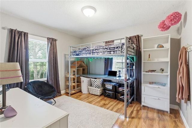 19211 W 65th Terrace, Shawnee, KS 66218