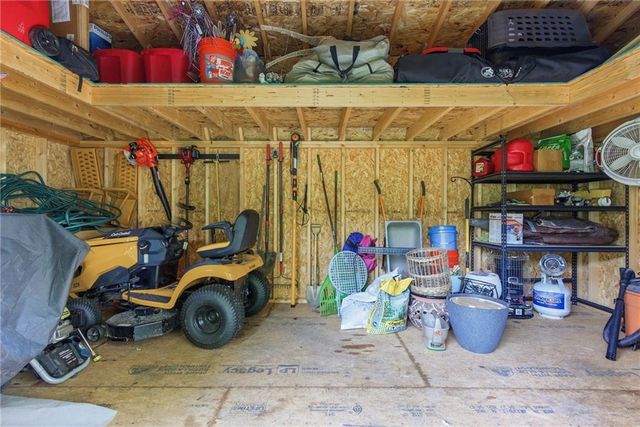 19211 W 65th Terrace, Shawnee, KS 66218