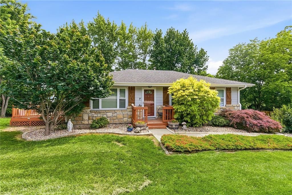19211 W 65th Terrace, Shawnee, KS 66218