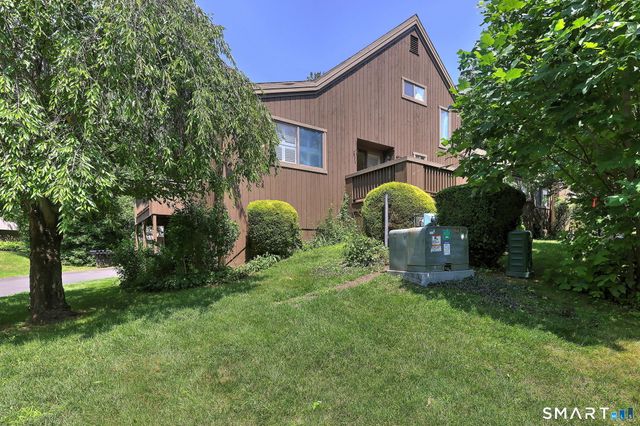372 Piute Lane B, Stratford, CT 06614