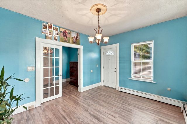 39 Boisvert St, Lowell, MA 01850
