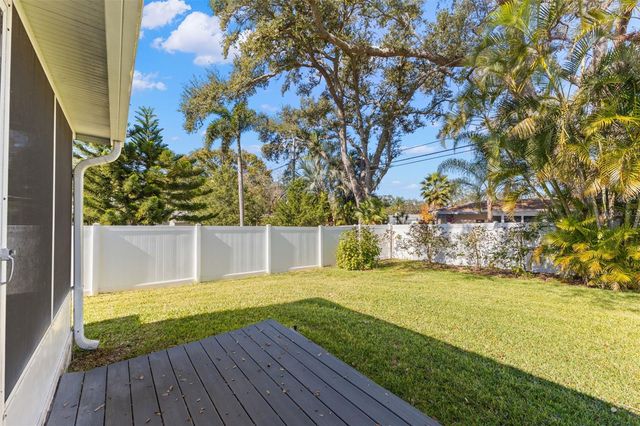 1156 TAYLOR AVENUE, Dunedin, FL 34698