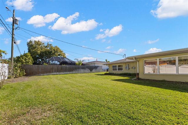 1156 TAYLOR AVENUE, Dunedin, FL 34698