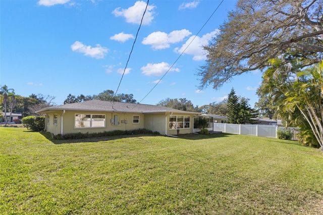 1156 TAYLOR AVENUE, Dunedin, FL 34698