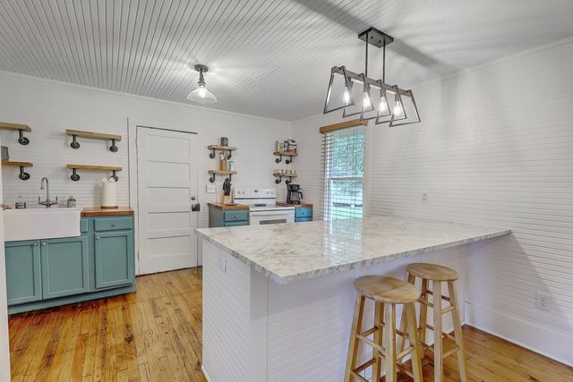 292 Greyback Road, Summerville, SC 29483