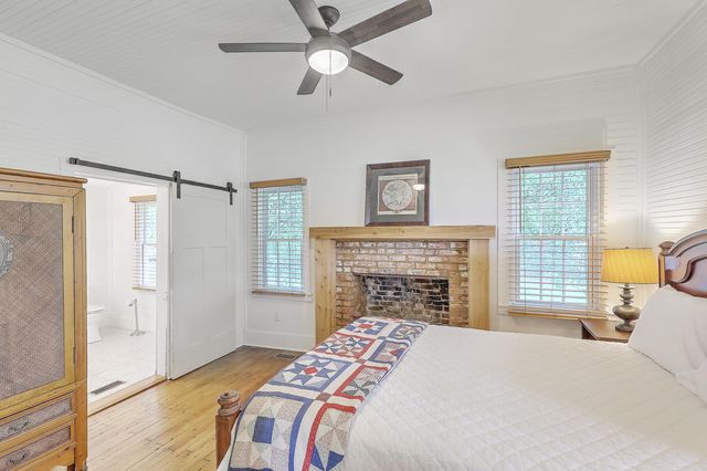 292 Greyback Road, Summerville, SC 29483