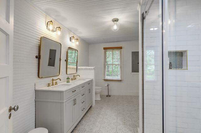 292 Greyback Road, Summerville, SC 29483