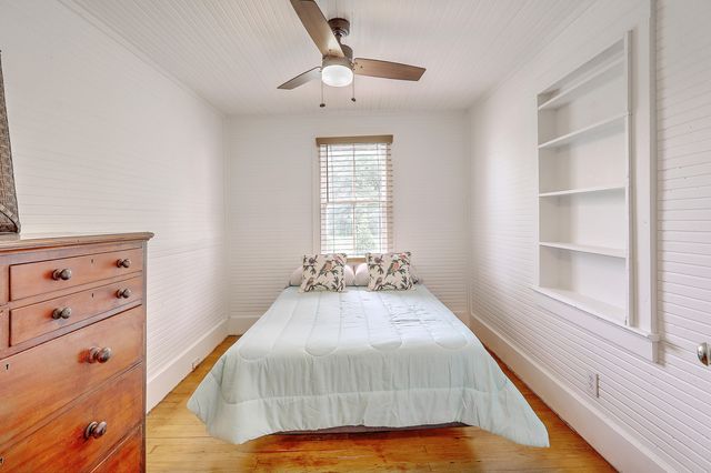 292 Greyback Road, Summerville, SC 29483