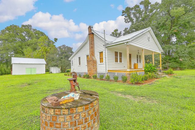 292 Greyback Road, Summerville, SC 29483