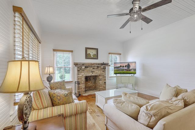 292 Greyback Road, Summerville, SC 29483