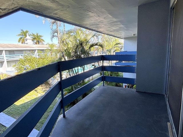 491 NW 42nd Avenue 49, Plantation, FL 33317