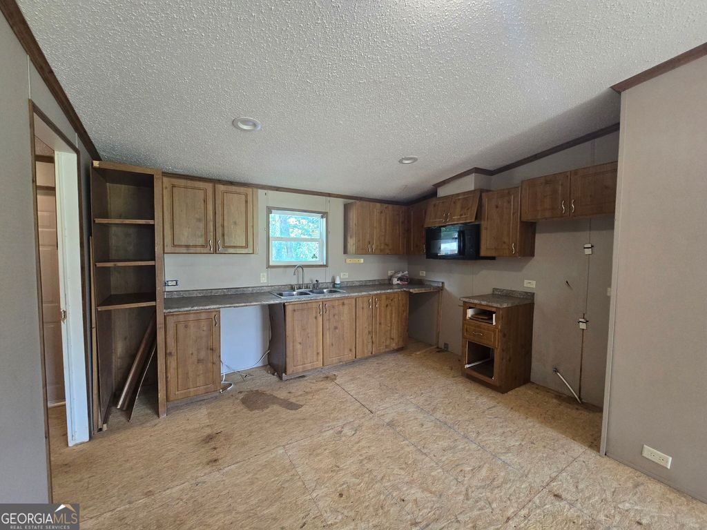 542 Nails Creek Crossing, Royston, GA 30662 — photo 2