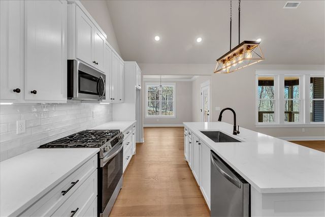 9 Alston Circle, Bella Vista, AR 72714