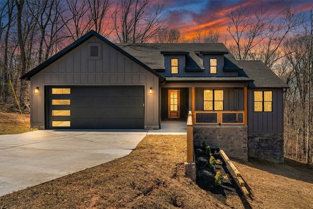 9 Alston Circle, Bella Vista, AR 72714