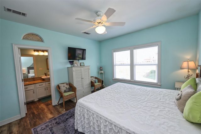 3008 Shady Lane, Crystal Beach, TX 77650