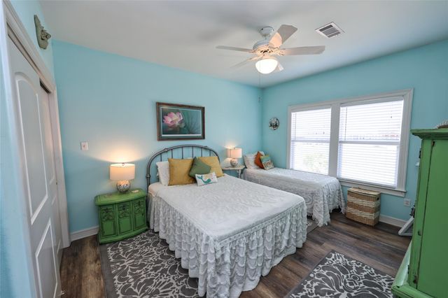 3008 Shady Lane, Crystal Beach, TX 77650