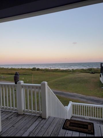 3008 Shady Lane, Crystal Beach, TX 77650