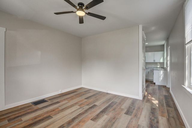 326 E 33rd Street, Latonia, KY 41015