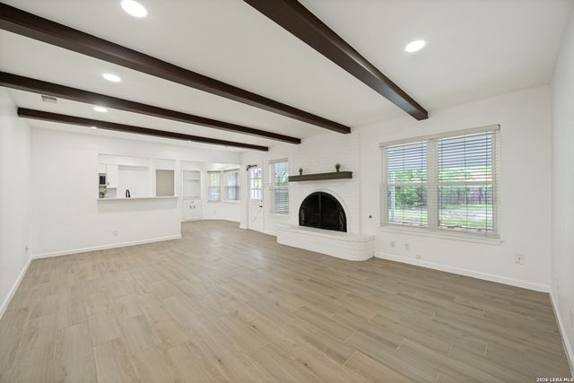 517 BALFOUR DR, Windcrest, TX 78239