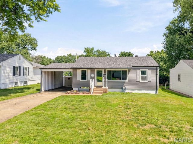 155 Saint Maurice Lane, Florissant, MO 63031