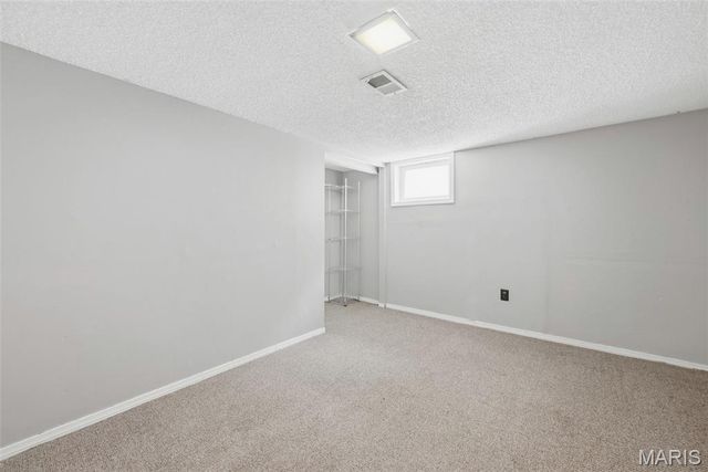155 Saint Maurice Lane, Florissant, MO 63031