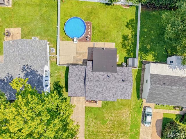 155 Saint Maurice Lane, Florissant, MO 63031