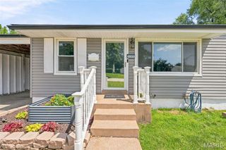 155 Saint Maurice Lane, Florissant, MO 63031