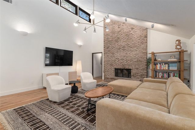 6424 SW 37TH WAY, Gainesville, FL 32608