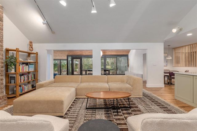 6424 SW 37TH WAY, Gainesville, FL 32608