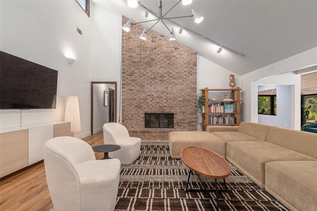 6424 SW 37TH WAY, Gainesville, FL 32608