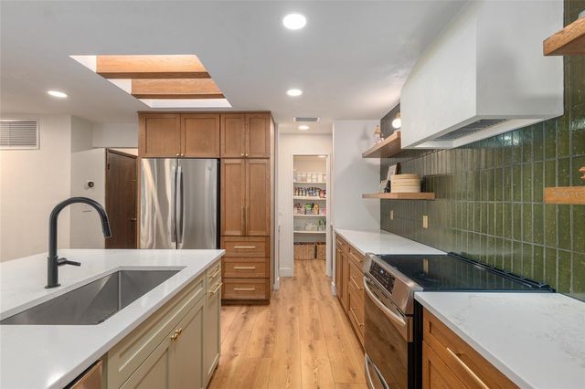 6424 SW 37TH WAY, Gainesville, FL 32608