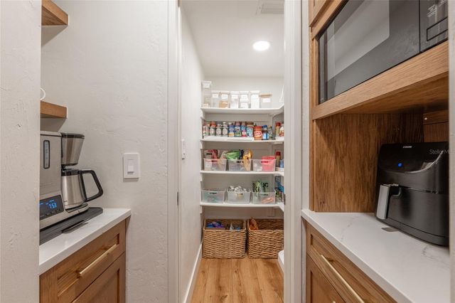 6424 SW 37TH WAY, Gainesville, FL 32608