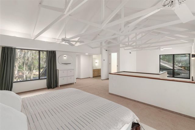 6424 SW 37TH WAY, Gainesville, FL 32608