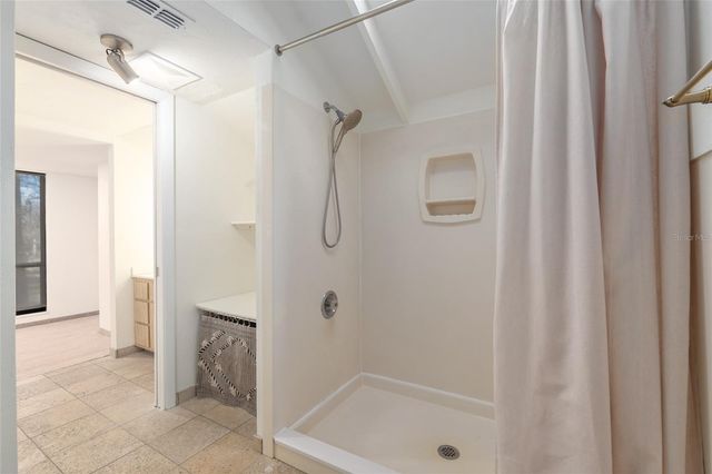 6424 SW 37TH WAY, Gainesville, FL 32608