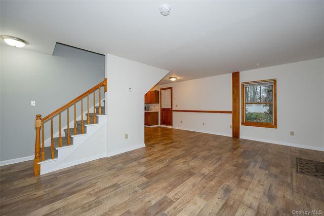 2327 Salt Point Turnpike, Clinton Corners, NY 12514