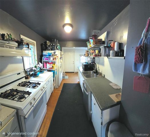 205 Hughes Avenue, Pontiac, MI 48341