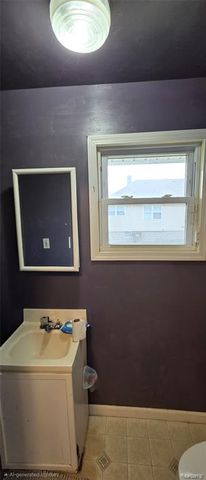 205 Hughes Avenue, Pontiac, MI 48341