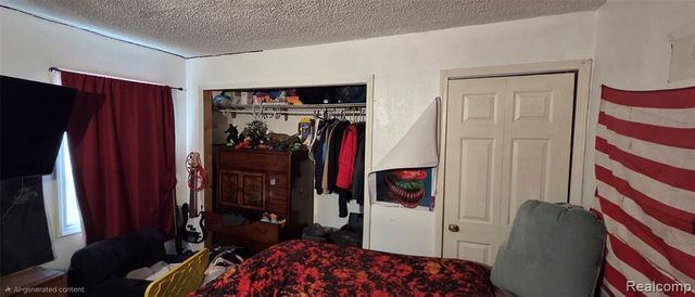 205 Hughes Avenue, Pontiac, MI 48341