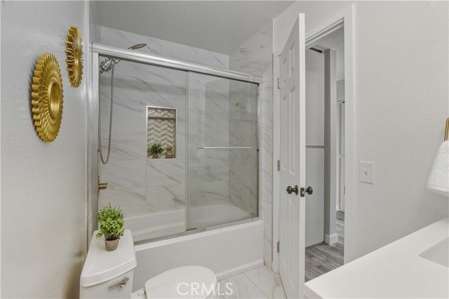 112 Espanas, Escondido, CA 92026