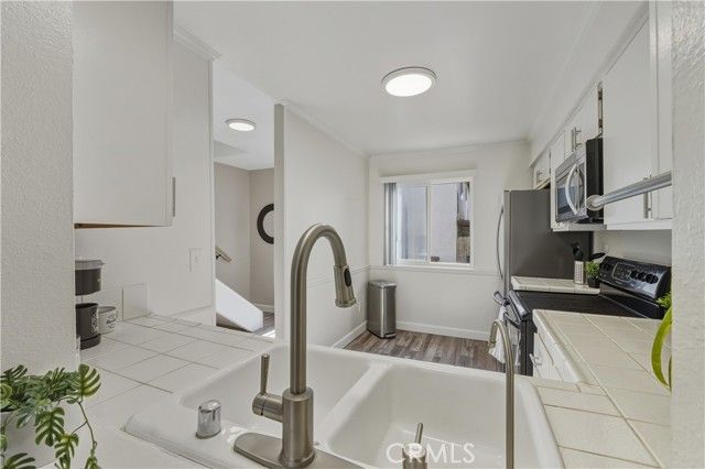 112 Espanas, Escondido, CA 92026