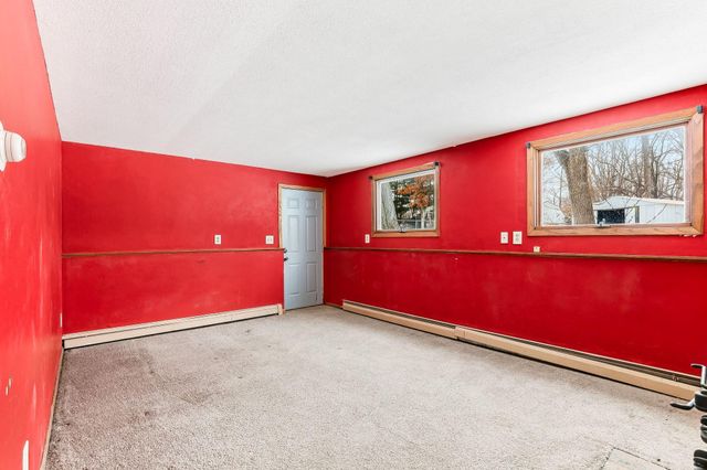 916 Honeysuckle Lane, Farmington, MN 55024