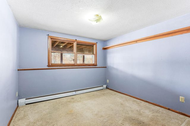 916 Honeysuckle Lane, Farmington, MN 55024