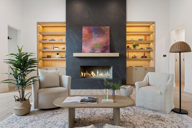 607 Westbrook DR, Austin, TX 78746