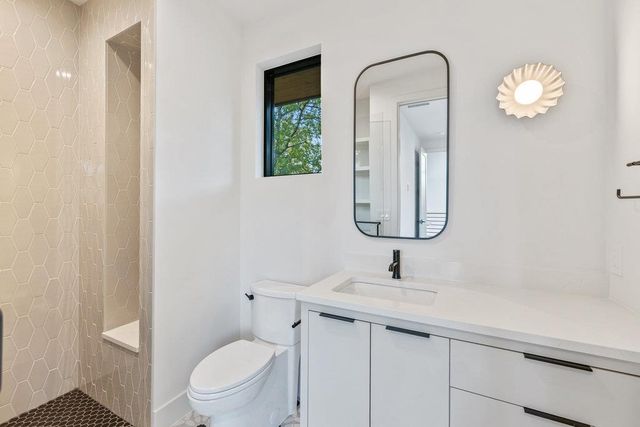 607 Westbrook DR, Austin, TX 78746